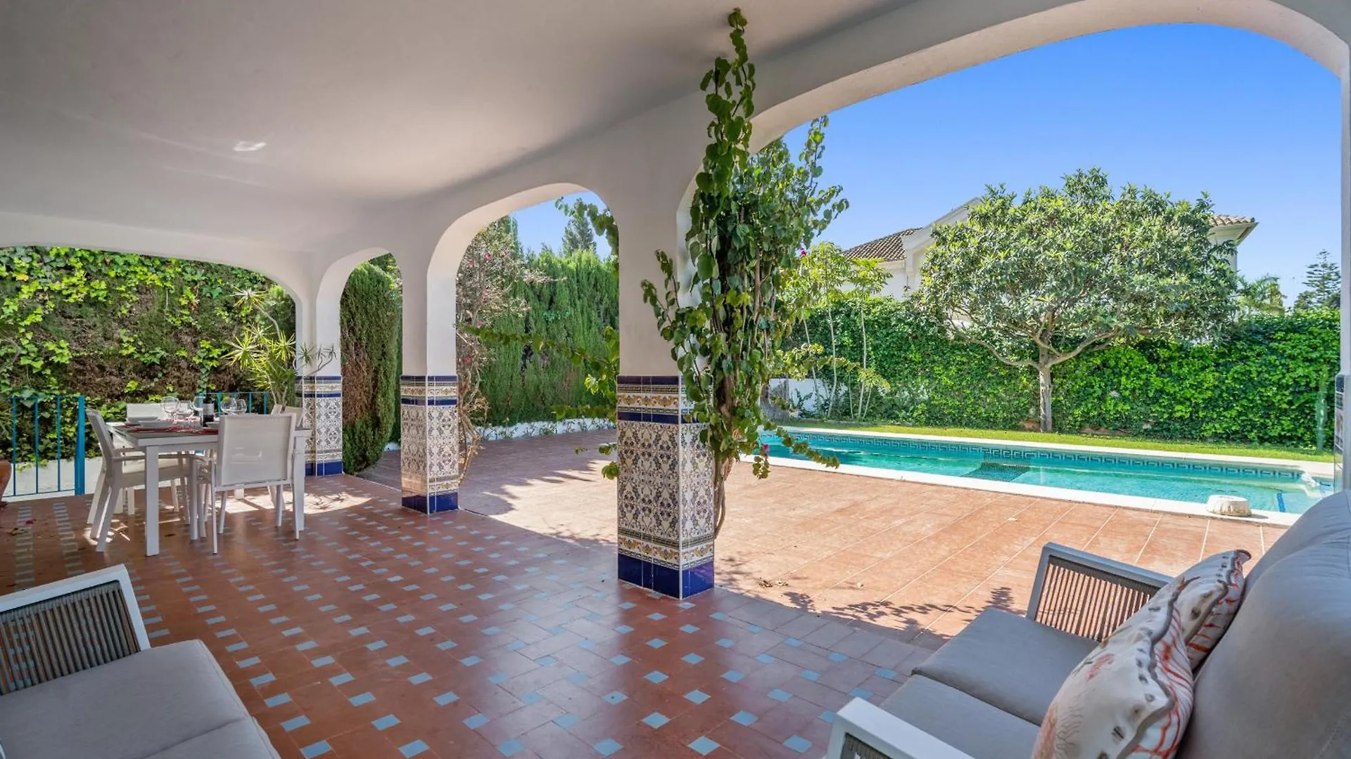 Villa Elena - Casablanca Marbella
